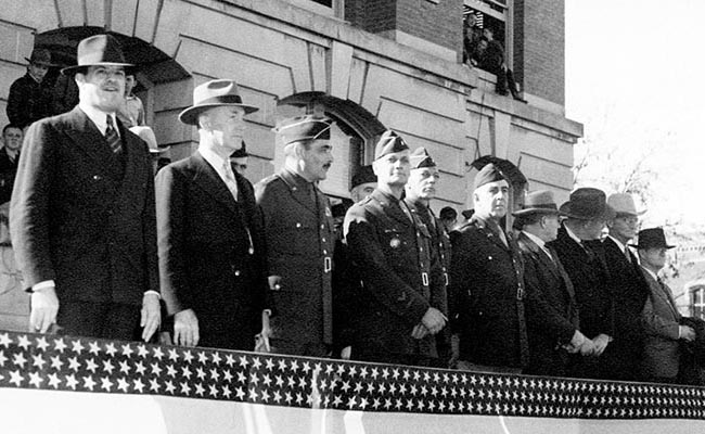 MG Hilldring at the reactivation of the 84th Infantry Division on 15 October 1942 at Camp Howze, Texas.