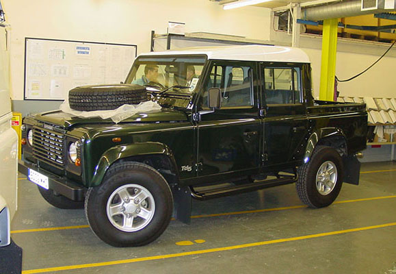 Captain Tad Woodcock* and a small team of mechanics made final modifications to the brand-new Land Rover Defenders in the warehouse in Izmir, Turkey.