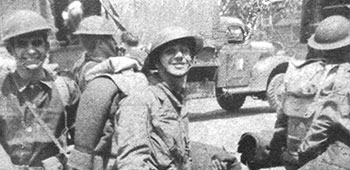 Private Ferraro, Private Brucker with horseshoe roll