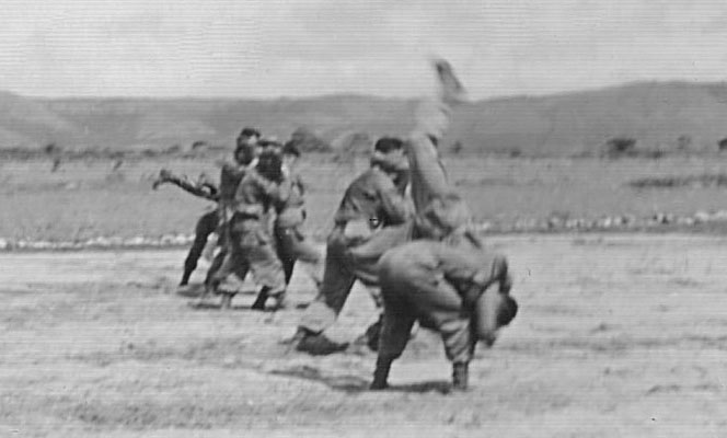 Lancero instructors demonstrate hand-to-hand combat.