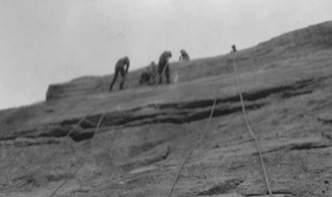 Lancero rappelling and climbing site.