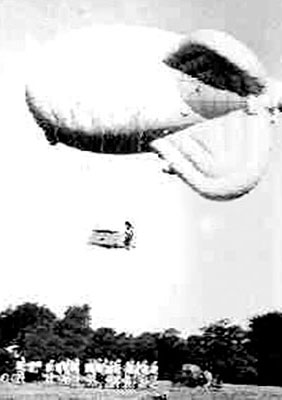 &ldquo;Bessie&rdquo; the barrage balloon at Tatton Park used during parachute training at STS 51 Ringway.