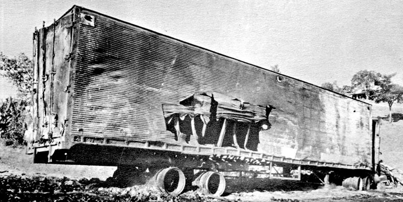 Semi-trailer destroyed by the FMLN along the Pan-American Highway