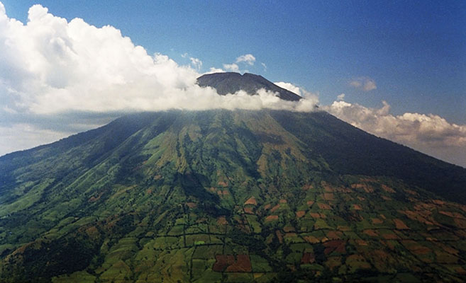 The San Miguel volcano dominated the view to the east of the city and the cuartel.