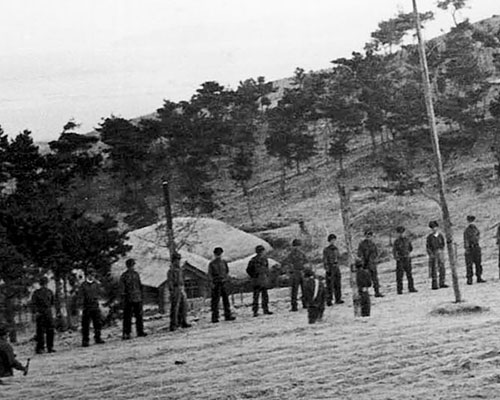 Partisan Formation: The large number of anti-Communist North Korean partisans on the off-shore islands was the primary focus of the Eighth Army&rsquo;s unconventional warfare effort.
