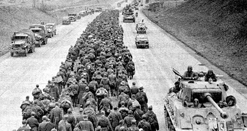 German PWs moved westward on the Autobahn while the 6th Armored Division pushed east towards Chemnitz, Czechoslovakia.