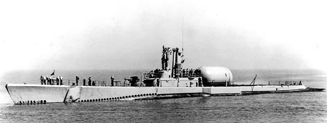 The GHQ Raiders conducted rubber boat exercises from the ASSP-313 Perch (above) and the Destroyer APD 123 Diachenko.