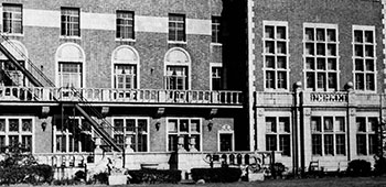 The Peers Club was the BOQ for captains. Field grade officers lived in another facility.