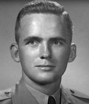 1LT Ralph Puckett, Jr